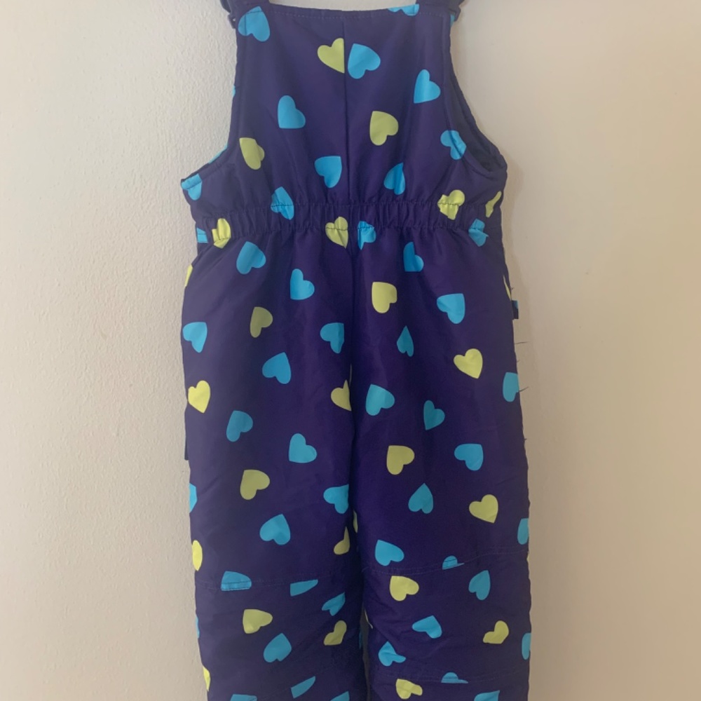 Girls snow pants (bib style) hearts - Picture 2 of 3